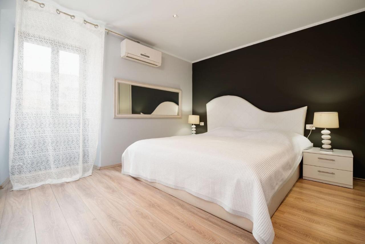 Apartman Gentile Lägenhet Split Exteriör bild