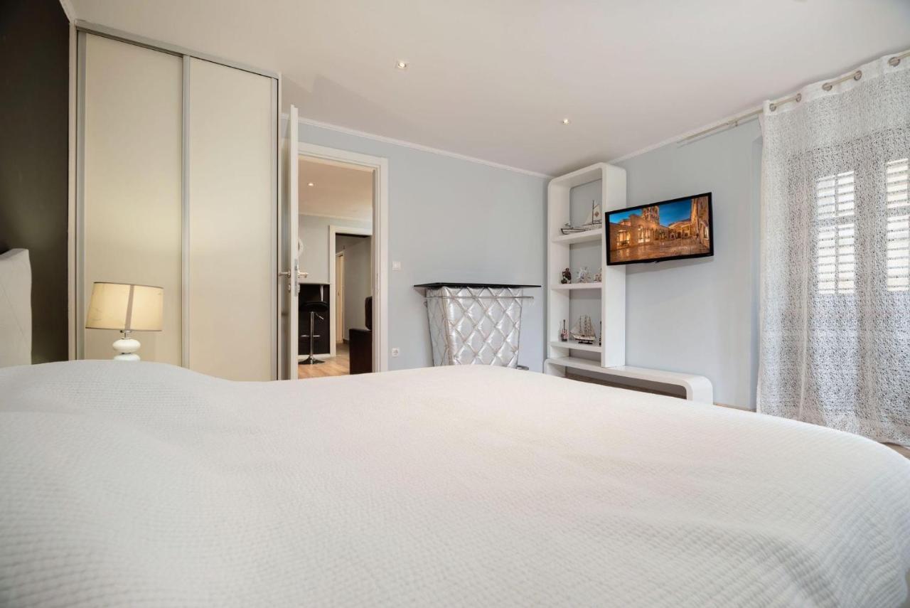 Apartman Gentile Lägenhet Split Exteriör bild